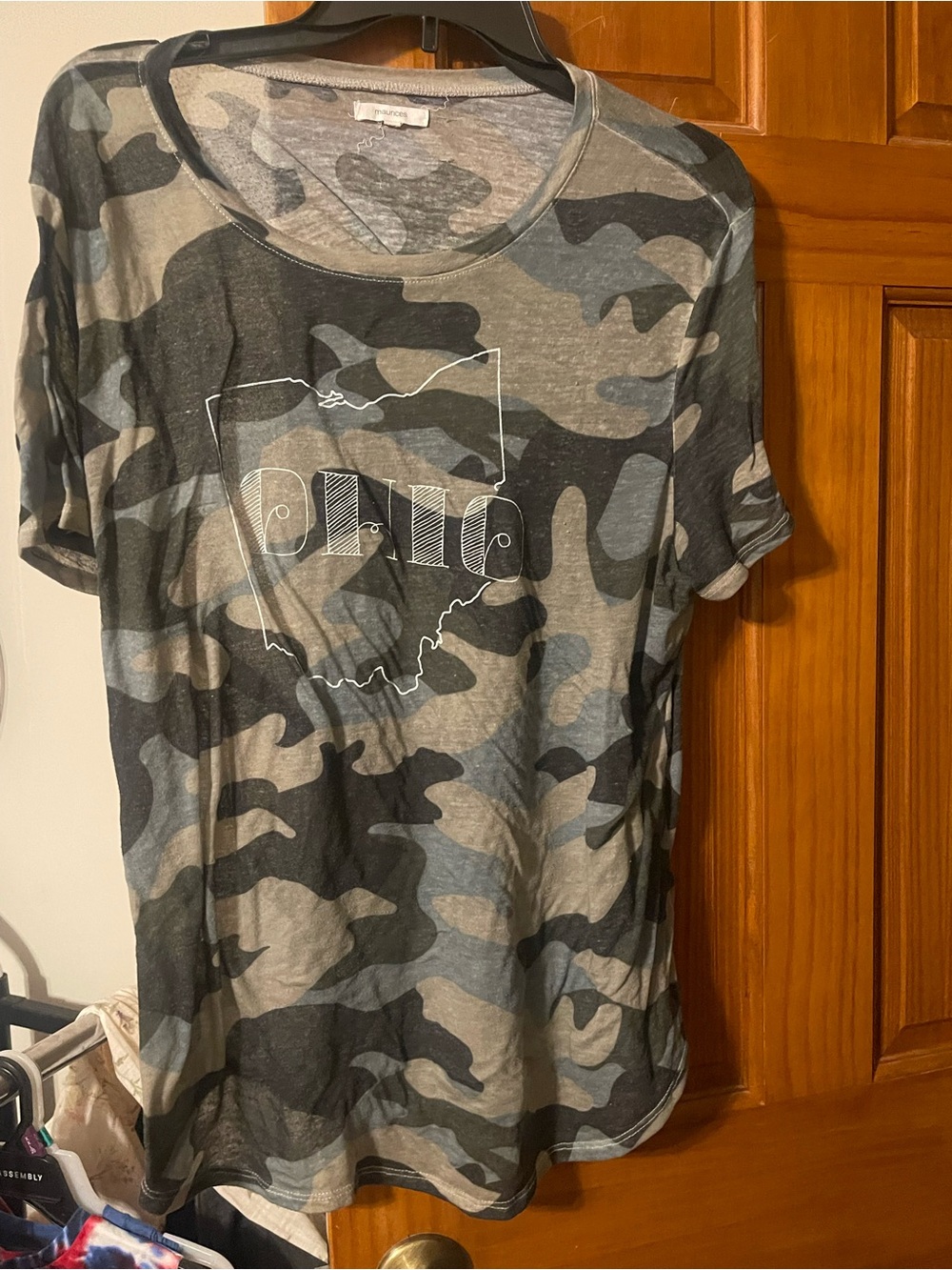 Women’s Camo Graphic T‑Shirt - Gray/Olive